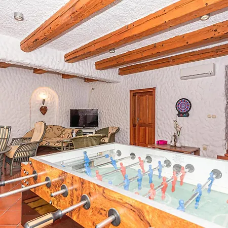 Holiday home Beautiful In With Sauna *