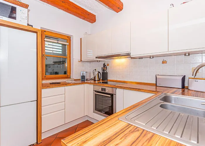 Hébergement de vacances Beautiful In With Sauna Vodice