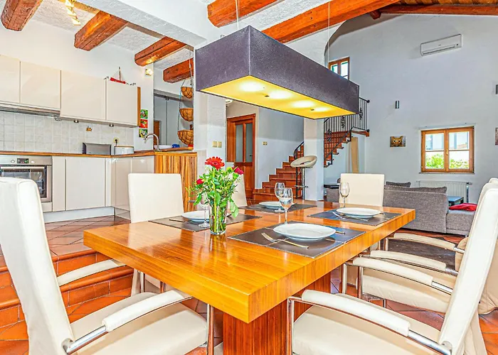 Tatil Evi Beautiful In With Sauna Vodice