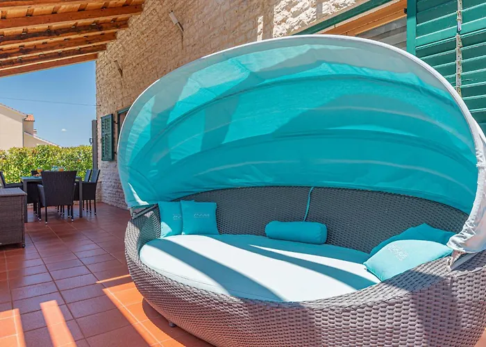 Beautiful In With Sauna Vodice