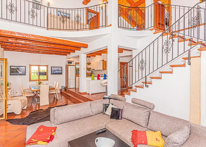 Beautiful In With Sauna