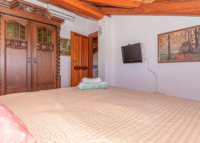 Beautiful In With Sauna