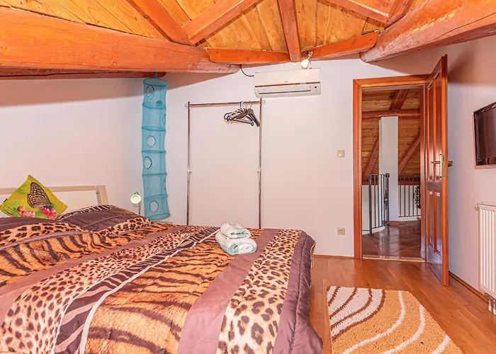 Holiday home Beautiful In With Sauna *