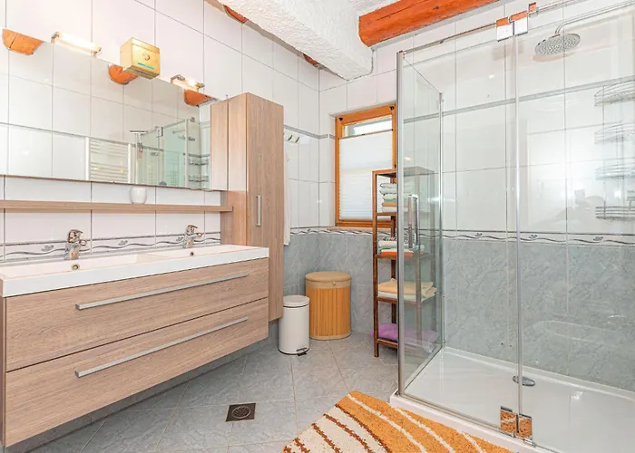 Beautiful In With Sauna Hébergement de vacances Vodice